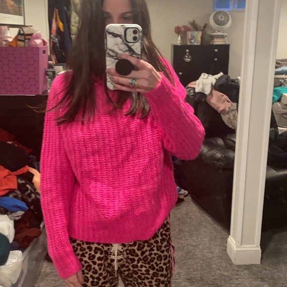 Worn once hot pink A New Day sweater - Picture 3 of 3